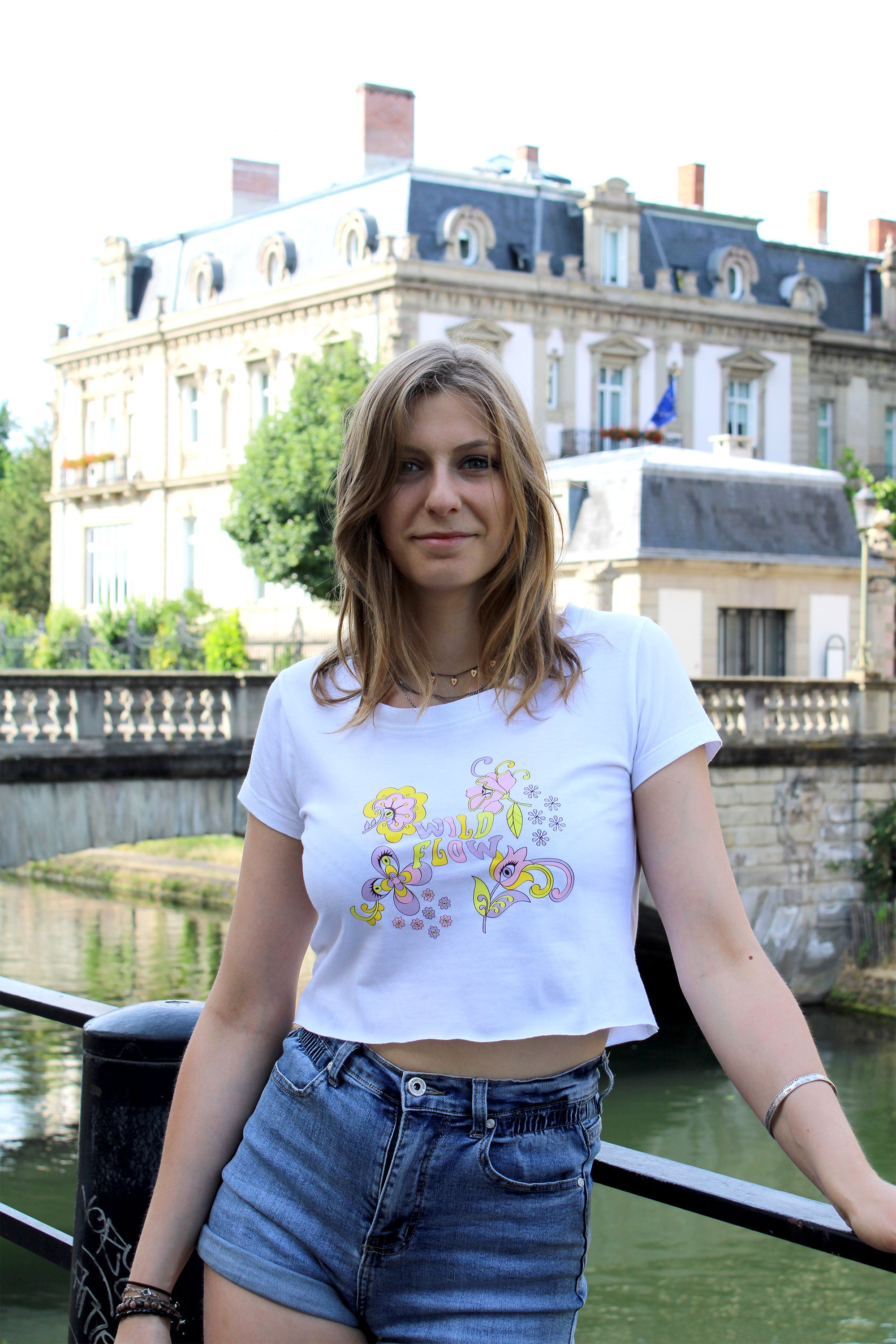 Crop top blanc Groovy Flowers